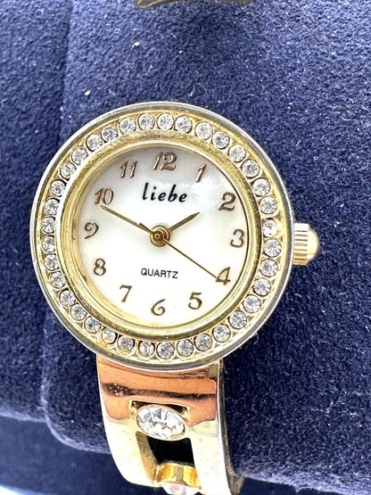 Liebe Analog Quartz Women Gemstone Accent Watch Women'S