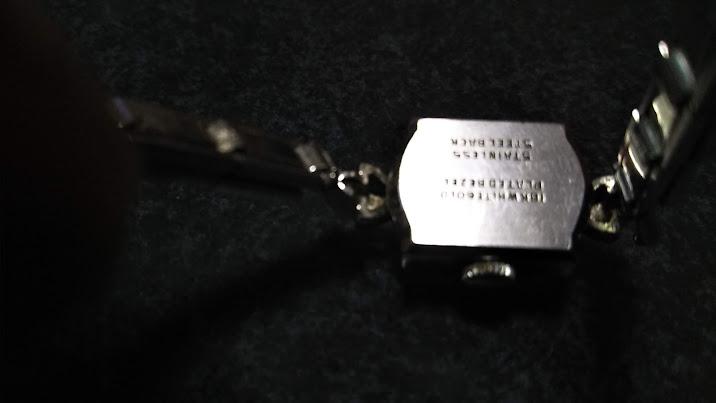 LADY SWISS MADE Analog Mechanical (Manual) Women